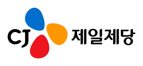CJ제일제당이 국내 식품 업계 최초로 '다우존스 지속가능경영지수(DJSI) 평가'에서 10년 연속 '아시아퍼시픽 지수'에 선정됐다./CJ제일제당 CI
