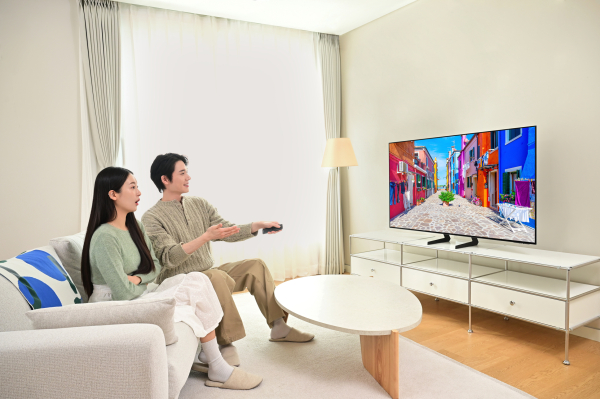 삼성전자 55형 OLED TV 신모델 / 사진 = 삼성전자