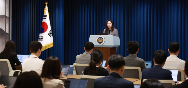 강유정 대통령실 대변인이 5일 서울 용산 대통령실 청사에서 현안 브리핑을 하고 있다. /사진=연합뉴스