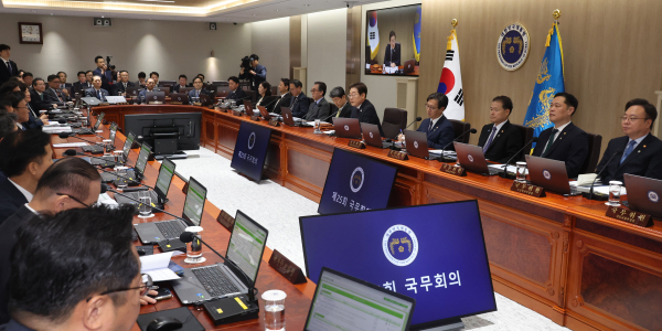 이재명 대통령이 10일 서울 용산 대통령실에서 국무회의를 하고 있다. /사진=연합뉴스
