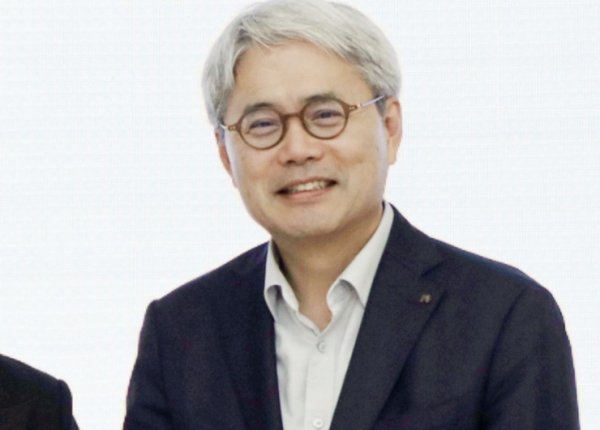 윤희성 한국수출입은행장이 3년간의 임기를 마치는 오는 26일 퇴임한다 / 사진= 연합뉴스