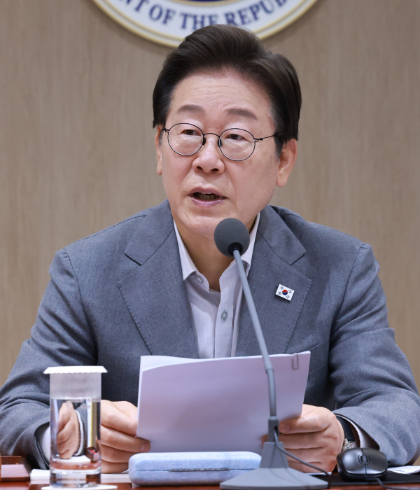 이재명 대통령이 15일 서울 용산 대통령실 청사에서 열린 국무회의에서 발언하고 있다. /사진=연합뉴스