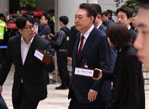 윤석열, 오늘 대선 전 마지막 공판…공개 메시지 낼까
