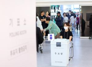 대선 오전 11시 투표율 18.3%…지난 대선보다 2.3%p 높아