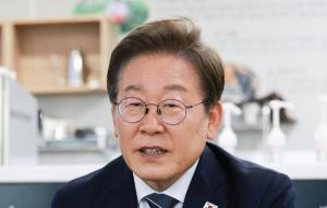 이재명 대통령, 국제외교 무대 데뷔전...내일 G7 참석 위해 출국