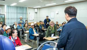 보험연구원, 고령운전자 사고 예방 위해서는  ‘운전 제한 보다 기술 보완 시급’