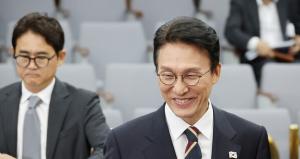 총리 인사청문회, 야당 불참 '조기 종료'에 김민석만 웃었다